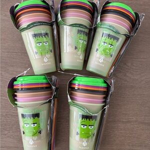 Manna Halloween cups with lids and straws Party Cups glow in the dark
